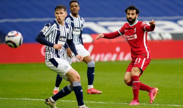 开云体育-天降神兵阿利松！把进球献给父亲 他助红军紧追前4